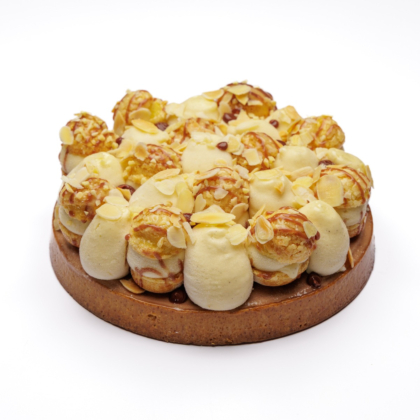 Entremets glacé façon profiteroles