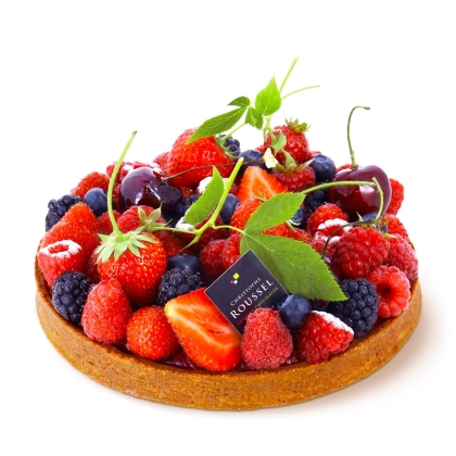 Red fruits pie